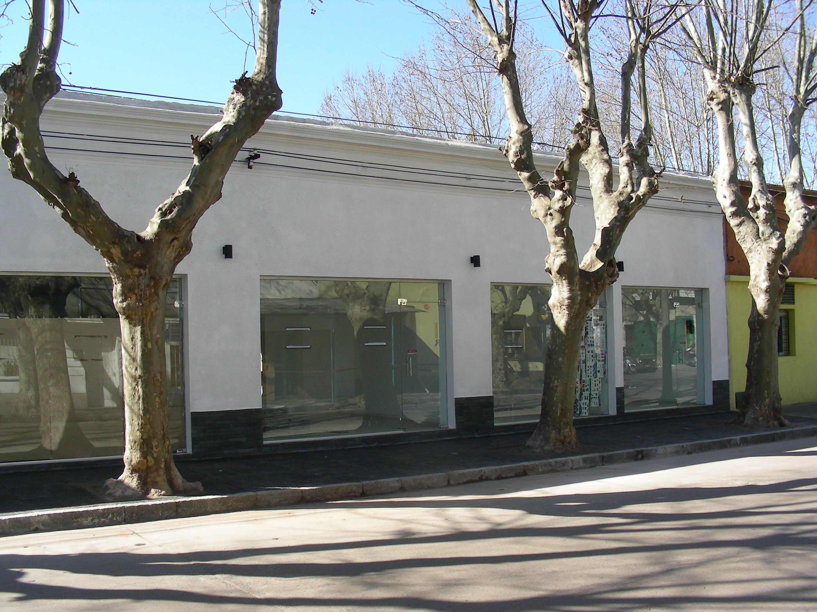 Locales Comerciales Durazno